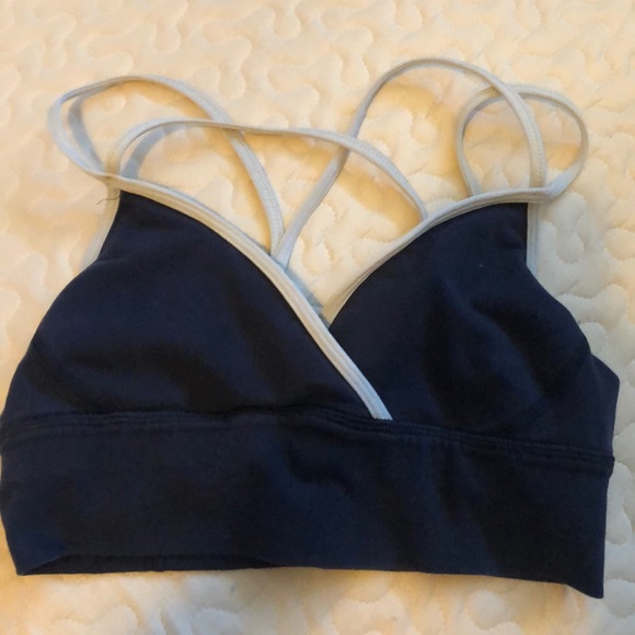 Lululemon sports bra - Picture 1 of 2